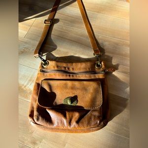 Leather Roots cross body bag